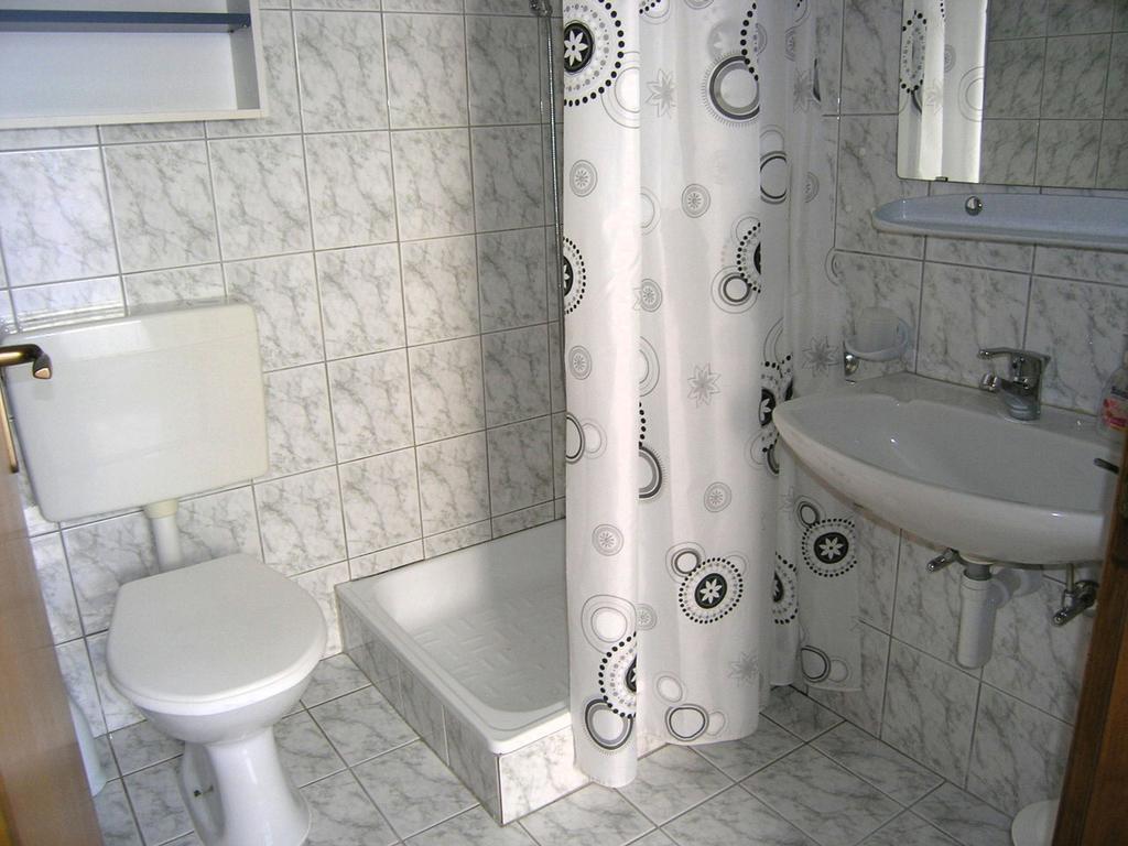 Apartmani Dolencic 크르크 외부 사진
