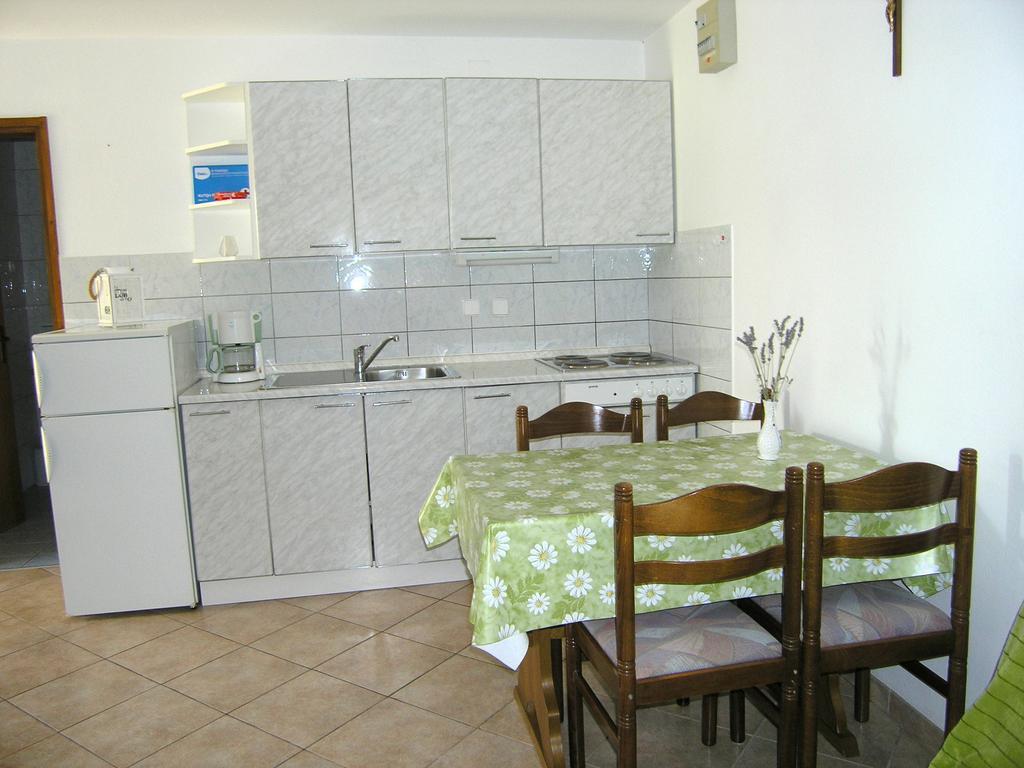 Apartmani Dolencic 크르크 외부 사진
