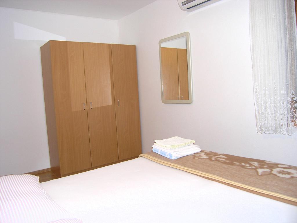 Apartmani Dolencic 크르크 외부 사진