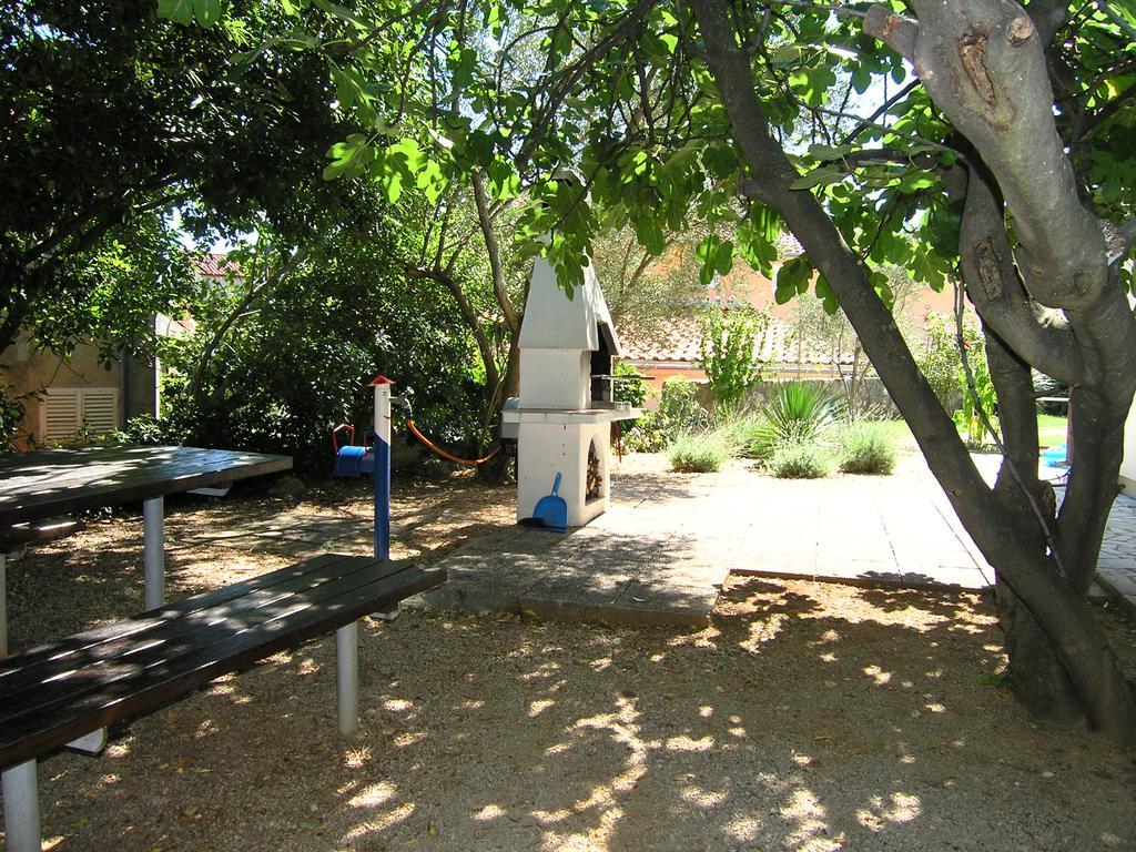 Apartmani Dolencic 크르크 외부 사진